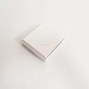 Benutzer definiertes Logo Luxus Pappe Papier Verpackung Weiß Abnehmbarer Deckel Starre Geschenk boxen Mit Hals