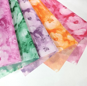 กระดาษห่อดอกไม้สีพื้นแบบเรซิ่นสังเคราะห์กันน้ำ รีไซเคิลได้ ปลอดภัยสำหรับอาหาร สไตล์เกาหลี หรูหรา เหมาะสำหรับช่อดอกไม้สด ของขวัญ - Product Image 1