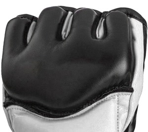 ถุงมือ MMA สำหรับผู้ชาย วัสดุทนทาน มีจำหน่ายในราคาขายส่ง รับทำโลโก้และสีตามสั่ง ป้องกันรอยยับ ถุงมือชกมวย MMA - Product Image 1