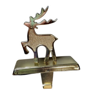 Elegante Soporte de Metal Plateado para Calcetines Navideños con Diseño de Reno para Chimenea, Decoración de Repisa, Gancho de Aluminio en Espiral para Colgar Calcetines con Forma de Ciervo - Product Image 4