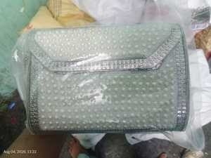 Exquisite Natural MOP Shell Clutch Purse with Detachable Chain and Premium Designer Finish - Product Image 2