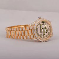 Reloj Briva de Lujo de Cuarzo y Acero Inoxidable, Ecológico, con Indicador de Día/ Fecha, Resistente al Agua 10 Bar, Bisel Ornamentado, Números Romanos Brillantes