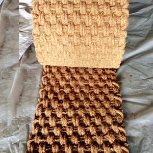 Tapis en fibre de coco tissée en gros |   Filet en fibre de coco sur mesure pour la couverture des sols extérieurs, le contrôle de l'érosion et l'aménagement des plages - Product Image 1