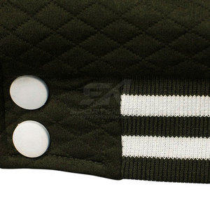Chaqueta de Invierno Casual para Hombre, Estilo Letterman, Ajuste Cómodo, Diseño Moderno, Apta para Uso Diario, Estilo Urbano y Actividades al Aire Libre - Product Image 4