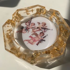 Premium Handmade Resin Ashtray With Artistic Ocean Wave Design For Luxury Home Decoration Accessories - Product Image 6