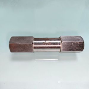 Vanne anti-retour Axis NRV1 SS316 1/4 pouce NPT femelle en ligne unidirectionnelle pour systèmes de gaz industriels Max 413,6 bar - Product Image 3