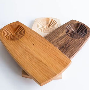 Planche à découper rectangulaire artisanale en bois naturel, pour la cuisine, plateau à fromage en bois fait main - Product Image 1