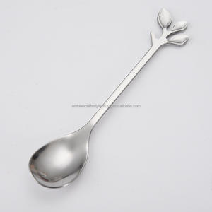Juego de cucharas de diferentes formas doradas de acero inoxidable de la mejor calidad para uso de vajilla de cocina para postre 4 piezas por Ambiance Lifestyle - Product Image 4