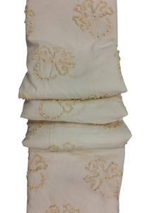 Tissu floral en coton blanc tissé, respirant et léger, idéal pour les robes de soirée et les tenues de fête pour filles - En stock - Vente flash - Product Image 3