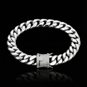 Chaîne de bijoux en moissanite pour hommes, style hip-hop Miami Cuban Link, plaqué argent de luxe, sertie à griffes, certifiée GRA, inaltérable et résistante - Product Image 5