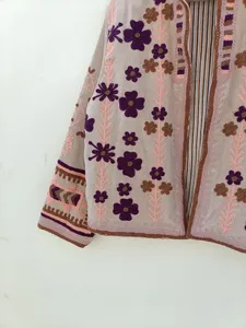 เสื้อแจ็คเก็ตกำมะหยี่ซูซานีทำมือ ผ้าฝ้าย 100% ระบายอากาศได้ดี ปักลายแบบดั้งเดิม สไตล์โบฮีเมียน ลายดอกไม้ เสื้อคลุมสำหรับฤดูหนาว สำหรับผู้หญิง - Product Image 6