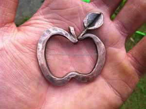 Collier pendentif en métal personnalisable de haute qualité Conceptions uniques en métal pour les chrétiens Style ethnique directement de l'Inde par UCI - Product Image 4