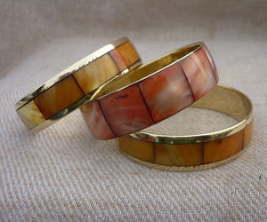 Elegant Set of 3 MOP Inlay <b>Bangle</b> Mother of Pearl Shell Gold Brass Mosaic Inlay Elegant Stackable Bracelets Wholesale Jewelry - Product Image 2
