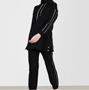 Ensemble de survêtements modestes ethniques islamiques pour femmes avec capuche, style arabe de Dubaï, couleur noire unie - Product Image 5