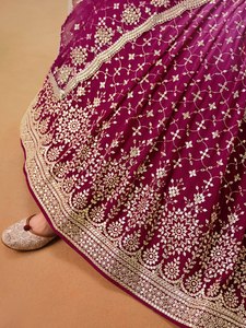 Purple Embroidered Organza <b>Lehenga</b> Set Crop Top Dupatta A-Line Floor-Length Bridesmaid Dress V-neck Backless Natural Waistline - Product Image 5