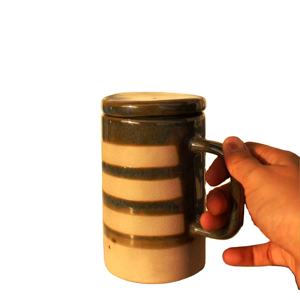 Taza de cerámica de rayas grandes con tapa, producto superventas, Taza de cerámica hecha a mano impresa, tazas de café - Product Image 1