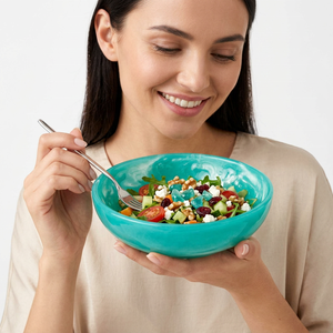 Bol à salade en résine polie, collection artisanale, luxe moderne, écologique, pour la maison, le restaurant et les fêtes - Product Image 1