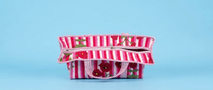 Sac fourre-tout matelassé en coton à motif floral, sac à main en toile matelassée avec poignée en corde, logo personnalisé pour la plage, le shopping, les voyages et l'usage quotidien - Product Image 3
