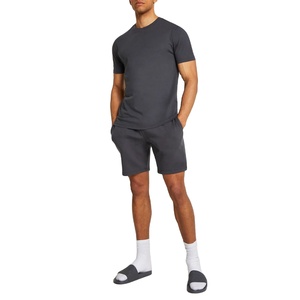 Ensemble T-shirt et Short d'été en Coton Personnalisé pour Hommes – Lot de Deux Pièces Unisexe avec Logo Personnalisé - Product Image 1