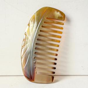 Peigne en corne naturelle à finition lisse pour démêler les cheveux, antistatique, soin des cheveux et outil de toilettage quotidien - Product Image 5