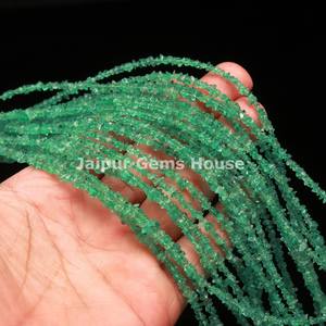 Nouvelle tendance émeraude brins de puce non coupés perles vertes à la mode pour la fabrication de bijoux pierre précieuse approvisionnement en gros - Product Image 2