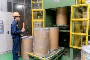 OEM Cuivre Enduit ER70S-6 CO2 Gaz MIG Fils De Soudage 125kg-400kg Acier Alliage Métal ISO 45001:2018 Certifié Net Tambour Emballage pour - Product Image 2