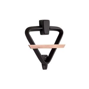 Nuevo aldaba de puerta Forma única y diseño Aldaba de puerta de latón Acabado elegante con revestimiento negro para puertas de Casa Decoración elegante - Product Image 1