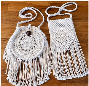 Bolso de hombro de algodón macramé y ganchillo hecho a mano para mujer, ideal para compras en boutiques, regalos y uso personal. Venta al por mayor. - Product Image 3