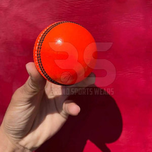 ลูกคริกเก็ต หนังทนทาน เย็บอย่างดี ประสิทธิภาพสูง สำหรับฝึกซ้อมมืออาชีพ แข่งขัน และฝึกฝน อุปกรณ์กีฬา - Product Image 5