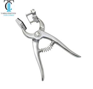 Pinzas de Tatuaje Resistentes para Ganado, Ovejas, Cabras y Cerdos, para Identificación, TARIQ CRAFTED INDUSTRIES - Product Image 1