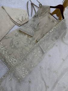 สั่งซื้อเลย ผ้าออร์แกนซ่าคุณภาพพรีเมียมลายคุนดัน สีสวย พร้อมขอบลูกไม้สำเร็จรูป ชุดสัลวาร์สามชิ้น ในราคาที่เหมาะสม - Product Image 4