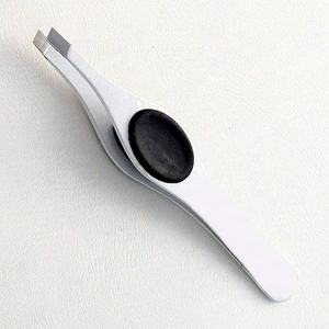 Pince à épiler en acier inoxydable à pointe inclinée avec poignée antidérapante, logo personnalisé professionnel OEM - Product Image 2