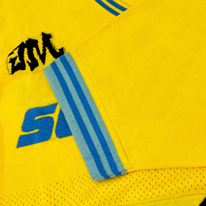 ผู้ผลิตเสื้อถักไหมพรม เสื้อฟุตบอลคอวีแบบถัก เสื้อฟุตบอลแขนสั้นคลาสสิกแบบสั่งทำ เสื้อฟุตบอลถัก - Product Image 5