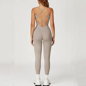 Ensemble de sport 2 pièces pour femme : survêtement, combinaison de yoga, tenue de fitness extensible - Product Image 4