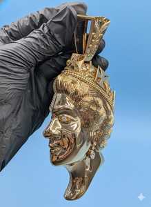 Colgante de Moissanita Diamante Reina Isabel Chapado en Oro Amarillo Plata 925 Colgante Hip Hop Bicolor Personalizado de Alta Gama - Product Image 2