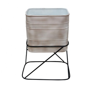 Jardinière de sol intérieur/extérieur de style moderne couleur or et pierre avec support Pots de fleurs et jardinières pour usage décoratif - Product Image 5