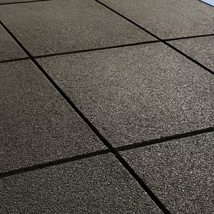 UNISHIELD PRO - Baldosas de Caucho Modernas de Primera Calidad para Áreas de Juego al Aire Libre con Solución Integral - Product Image 1