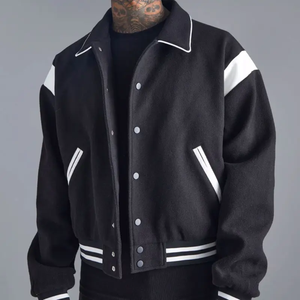 Veste varsity en laine mélangée noire pour homme, couleur unie, col rabattu, fermeture boutonnée, vêtement décontracté pour l'automne, coupe classique - Product Image 1