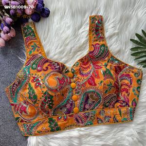 Colección de blusas sin mangas de crepé de excelente calidad y aspecto elegante con bordados, fabricante de la India. - Product Image 6