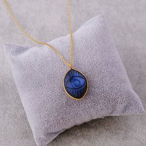 Collar con Colgante de Labradorita Natural Tallado, Gema Brillante, Latón Chapado en Oro, Hecho a Mano, Joyería Unisex para Mujer - Product Image 3