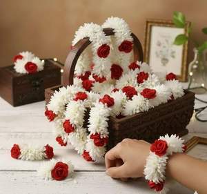 Pulsera de Gajra de Jazmín Artificial Hecha a Mano en India para Damas de Honor, Accesorios para el Cabello, Recuerdos para Bodas Mayun Haldi - Product Image 2