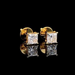 Pendientes de Diamantes Cultivados en Laboratorio con Corte Princesa de 0.50ct, Oro de 14K, Joyería Minimalista para Compromiso, Boda y Uso Diario, Regalo para Mujer - Product Image 1