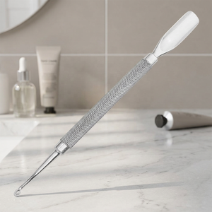 Outil de suppression des callosités double face en acier inoxydable avec embout cuillère et gouge pour le soin des ongles - Product Image 2