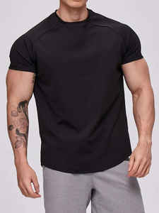 เสื้อยืดคอกลมแขนสั้นสีเทาอ่อนสำหรับผู้ชาย ทรงปกติ แห้งเร็ว ผ้าเจอร์ซีย์ถัก โลโก้ด้านหน้า ไม่มีลาย พิมพ์ซิลค์สกรีน สไตล์ลำลอง - Product Image 3