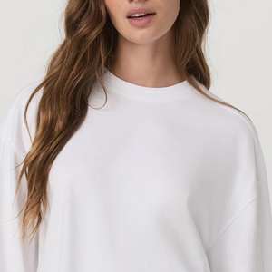 T-shirt Femme Coupe Oversize – Tissu Premium – Essentiel Moderne pour Votre Garde-Robe – Tenue Décontractée – Service OEM pour Commandes en Gros 2026 - Product Image 2