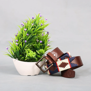 Cinturón de Polo Argentino Hecho a Mano, Duradero y de Lujo, con Diamantes de Pampa en Verde Bosque, Azul Marino, Blanco y Rojo - Product Image 4