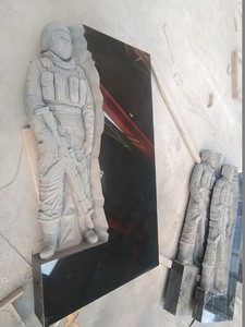 Nouvelle pierre tombale militaire <span class=keywords><strong>en</strong></span> pierre de <span class=keywords><strong>granit</strong></span> noir absolu personnalisée conception de monument de pierre tombale de Style russe - Product Image 6