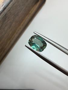 Alexandrite naturelle, pierre précieuse en vrac, taille coussin ovale, changeant de couleur vert-bleu, facettée, 5.30x7mm, 0.91ct, pierre de collection pour joaillerie fine - Product Image 4