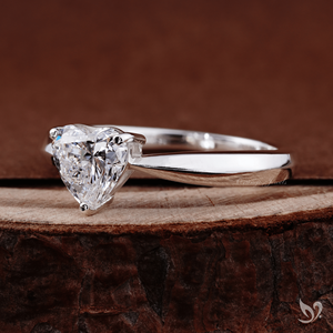 Anillo solitario de diamante cultivado en laboratorio de 1 quilate con engaste de tallo pellizcado en oro blanco de 10K, anillo de compromiso romántico. - Product Image 2