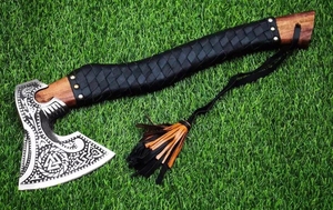 ขวานโทมาฮอว์คเกรดอุตสาหกรรม คุณภาพพรีเมียม LEGACY BLADES ผลิตด้วยมือ แกะสลักลาย หัวขวานเหล็กกล้าคาร์บอนสูง ด้ามไม้ - Product Image 2